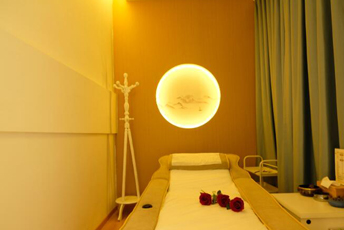 广州海珠区日式指压的寂静美学：在按压中听见雪落的声音